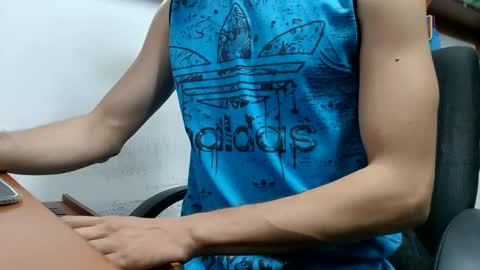 Jhosuamoore  online show from 4, 3, 2025