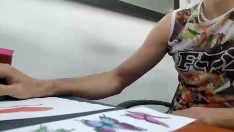 Jhosuamoore  online show from 8, 3, 2025