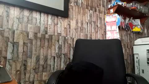 Jhosuamoore  online show from 31, 1, 2026