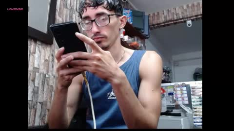 Snapshot of jhosuamoore2 chatting on 17, 5, 2026 jhosuamoore2 online show from 17, 5, 2026