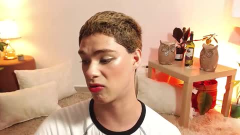 Snapshot of jhuan_cute chatting on 2, 11, 2025 Jhuan Nhez online show from 2, 11, 2025