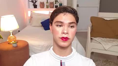 Snapshot of jhuan_cute chatting on 12, 11, 2025 Jhuan Nhez online show from 12, 11, 2025