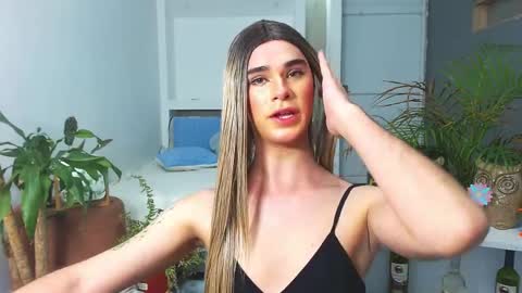 Jhuan Nhez online show from 7, 4, 2026