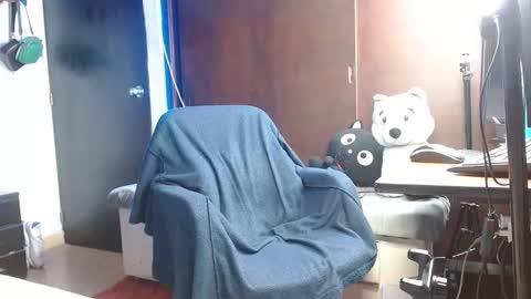 Snapshot of jhulian08 chatting on 22, 11, 2025 julian online show from 22, 11, 2025