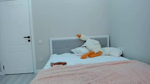 yuna online show from 24, 10, 2025