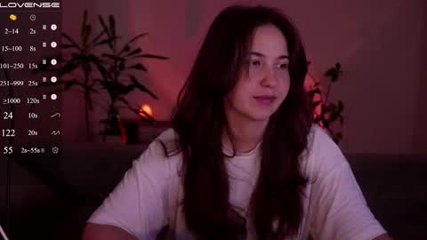 jia_lisaa online show from 9, 10, 2025