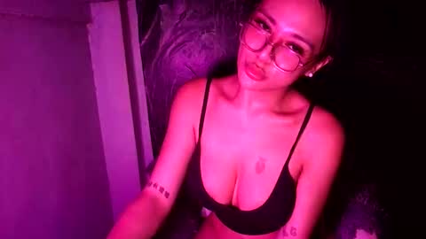 jillian_fuckdoll online show from 19, 5, 2026