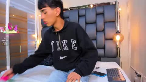 Snapshot of jim_twink chatting on 4, 11, 2025 Jim online show from 4, 11, 2025