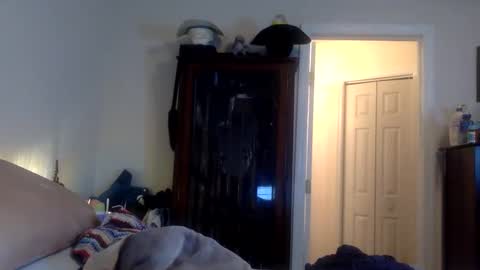 Snapshot of jimandtiff chatting on 11, 3, 2025 JimandTiff online show from 11, 3, 2025