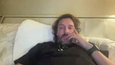 Snapshot of jimboo400 chatting on 3, 11, 2025 jimboo400 online show from 3, 11, 2025