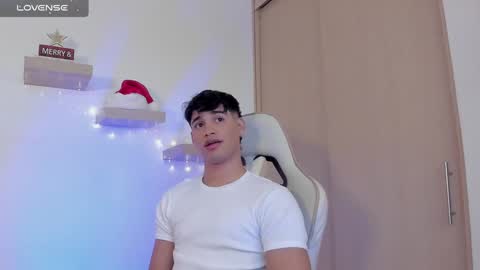 Jimmy Leeh online show from 24, 12, 2024