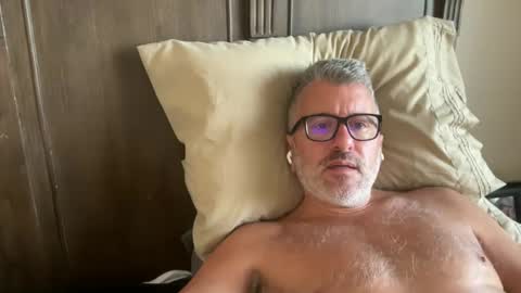 Snapshot of jimmyaaron chatting on 28, 12, 2024 Dad of Three online show from 28, 12, 2024