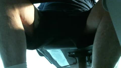 Snapshot of jimsundies chatting on 31, 5, 2026 jimwellhung online show from 31, 5, 2026