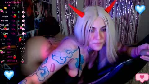 Snapshot of jinx_25 chatting on 21, 2, 2025  Jinx  online show from 21, 2, 2025