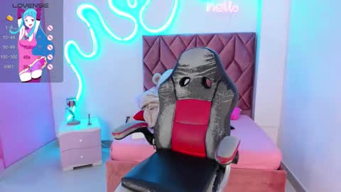 kim online show from 1, 12, 2025