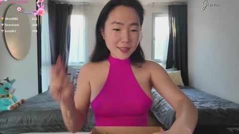 Jiwon online show from 1, 3, 2025