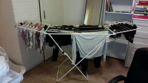 Snapshot of jjd8 chatting on 7, 1, 2025 jjd8 online show from 7, 1, 2025