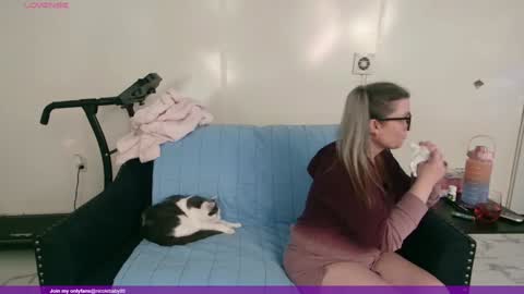 Snapshot of jjjust4fun1985 chatting on 24, 1, 2025 Nicole  Allen online show from 24, 1, 2025