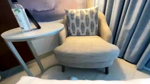 Snapshot of jk7266 chatting on 16, 11, 2025 JRSmitty online show from 16, 11, 2025