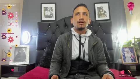 Snapshot of jm_hot_ chatting on 2, 2, 2025 jm_hot_ online show from 2, 2, 2025