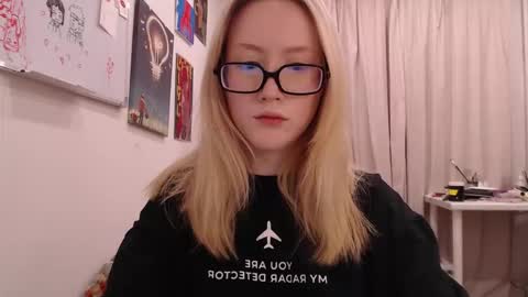 joan_kiss online show from 26, 11, 2025