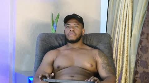 Snapshot of joan_saenz chatting on 17, 9, 2025 JOAN SAENZ online show from 17, 9, 2025