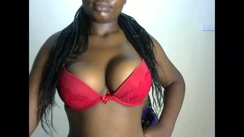 Snapshot of joankein_255 chatting on 10, 3, 2025 varl online show from 10, 3, 2025