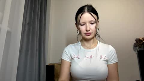 Joan online show from 1, 4, 2026