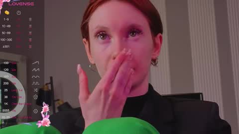 Snapshot of joe___joe chatting on 20, 9, 2025 Joe online show from 20, 9, 2025