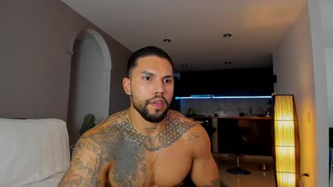 joe_esthetic online show from 1, 2, 2025