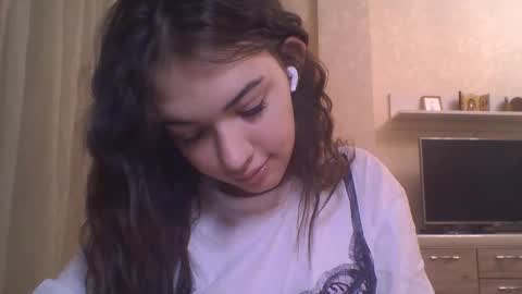 Jennifer online show from 19, 11, 2025