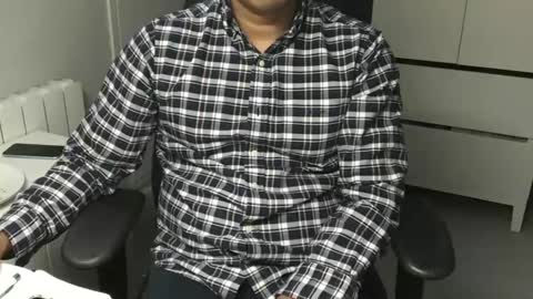 Snapshot of joeshades21 chatting on 13, 2, 2025 joeshades21 online show from 13, 2, 2025