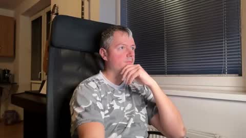 Snapshot of jogger1991 chatting on 18, 3, 2026 Jogger1991 online show from 18, 3, 2026