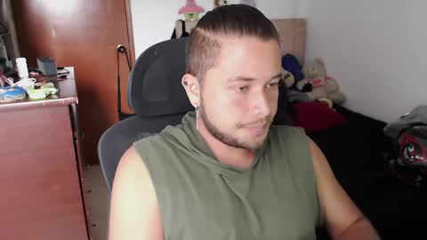 JOHAN independient model online show from 15, 5, 2026