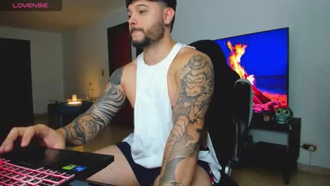 King -    online show from 28, 10, 2025