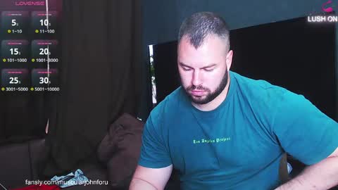 Snapshot of john_and_kiss chatting on 5, 5, 2026 john and kiss online show from 5, 5, 2026