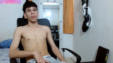 Snapshot of john_ssnow29 chatting on 1, 12, 2024 john_ssnow29 online show from 1, 12, 2024