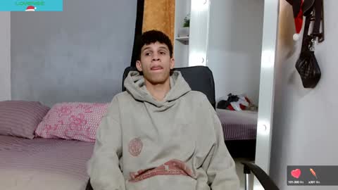 Snapshot of john_ssnow29 chatting on 5, 1, 2025 john_ssnow29 online show from 5, 1, 2025