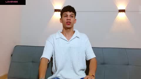 Snapshot of john_ssnow29 chatting on 24, 11, 2025 john_ssnow29 online show from 24, 11, 2025