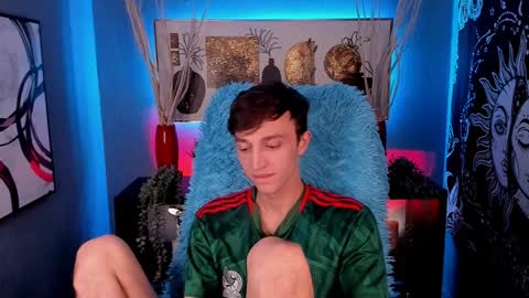 Snapshot of john_weasley chatting on 5, 12, 2024 John online show from 5, 12, 2024