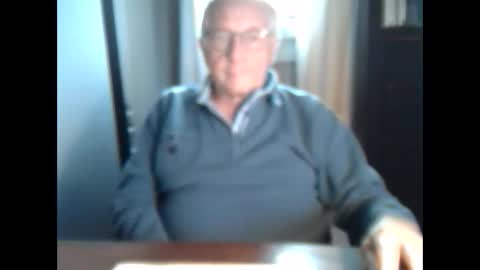 Snapshot of johnjohn6226623 chatting on 4, 11, 2025 johnjohn6226 online show from 4, 11, 2025