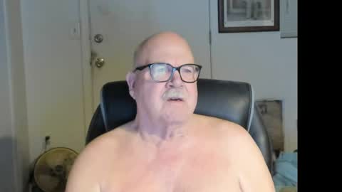 johnno52 online show from 7, 4, 2026