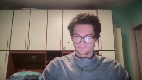 Johnny online show from 4, 12, 2025