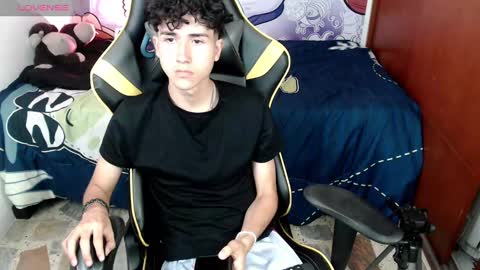 johnny_cagee online show from 11, 12, 2024