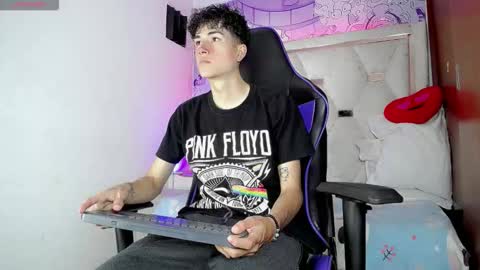 johnny_cagee online show from 23, 3, 2026