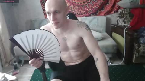 Snapshot of johnny_positive chatting on 19, 7, 2026 Johnny online show from 19, 7, 2026