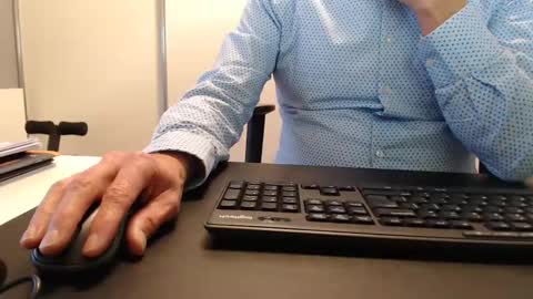 Snapshot of johnny_walker14 chatting on 29, 10, 2025 johnny_walker14 online show from 29, 10, 2025