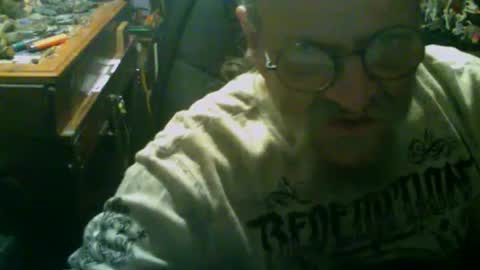 Snapshot of johnnyshung1 chatting on 3, 11, 2025 johnnyshung1 online show from 3, 11, 2025