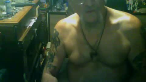 Snapshot of johnnyshung1 chatting on 20, 11, 2025 johnnyshung1 online show from 20, 11, 2025