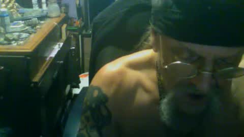 Snapshot of johnnyshung1 chatting on 23, 11, 2025 johnnyshung1 online show from 23, 11, 2025